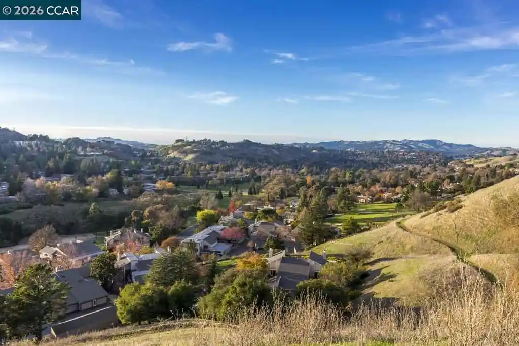 Listing Photo 58 - Condo for sale in 2501 Pine Knl Dr located at 2501 Pine Knl Dr, Walnut Creek, CA 94595 - Unit 2501 Pine Knoll Dr