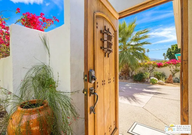 Photo 1 of Sale Pending at 511 N Calle Rolph, Palm Springs, CA 92262 | MLS# 26868609PS | Listing updated on 2026-09-10