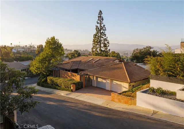 Single family home for sale at 16347 Mandalay Dr, Encino, CA 91436 | MLS# SR26159692