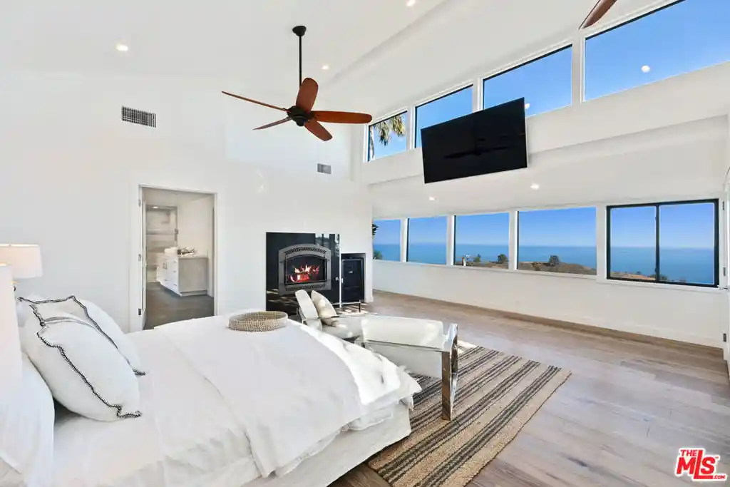 Photo 1 of Land for sale at 2688 Rambla Pacifico St, Malibu, CA 90265 | MLS# 26861307 | Listing updated on 2026-08-13