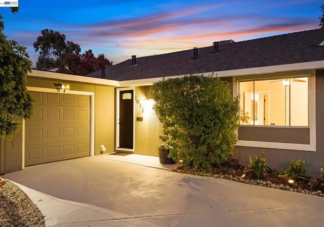 Photo 2 of Single family home for sale at 1035 Marigold Rd, Livermore, CA 94551 | MLS# 41143961 | Listing updated on 2026-10-09