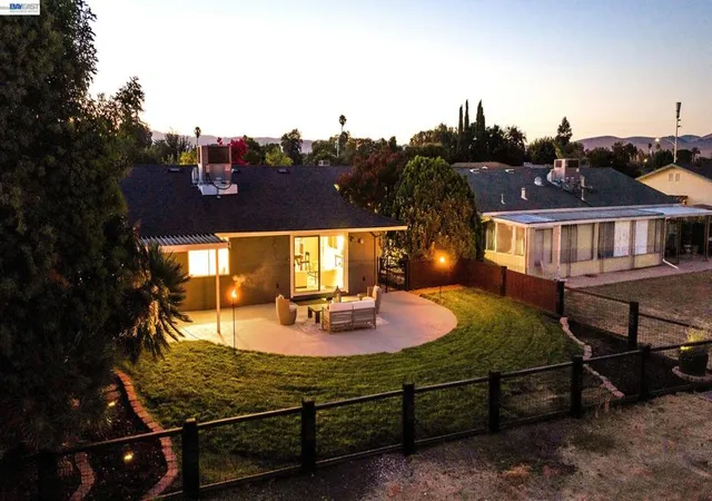 Photo 3 of Single family home for sale at 1035 Marigold Rd, Livermore, CA 94551 | MLS# 41143961 | Listing updated on 2026-10-09