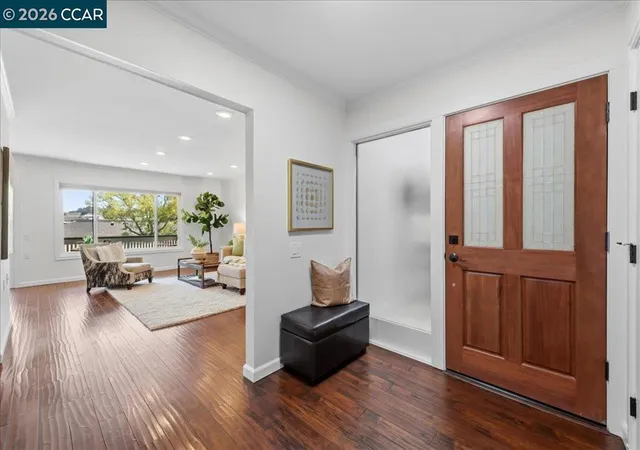 Photo 3 of Condo for sale at 2301 Pine Knoll Dr #6, Walnut Creek, CA 94595 | MLS# 41143958 | Listing updated on 2026-09-28