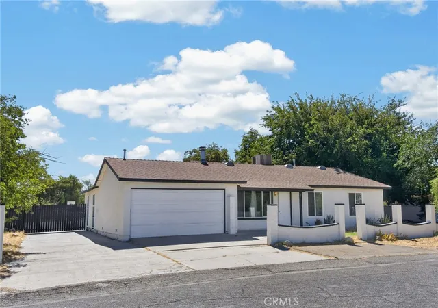 Photo 2 of Single family home for sale at 40196 177th Street E, Palmdale, CA 93591 | MLS# SR26164129 | Listing updated on 2026-09-01