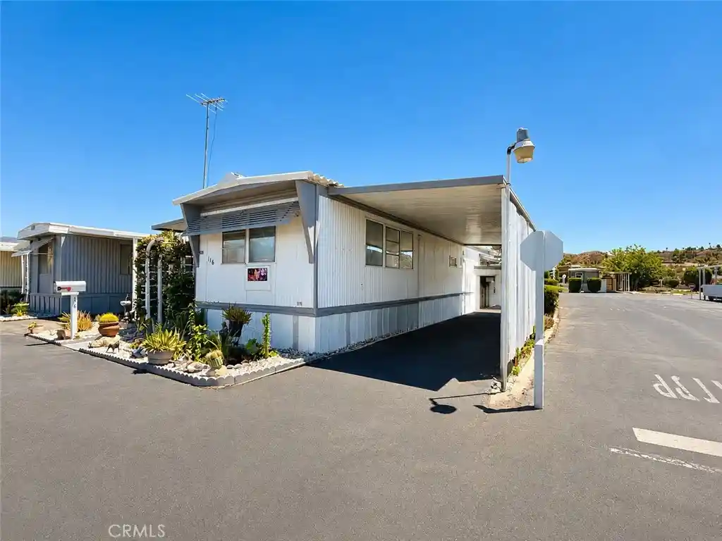 Photo 1 of Manufactured home for sale at 45055 Florida Ave #116, Hemet, CA 92544 | MLS# SW26171030 | Listing updated on 2026-08-21