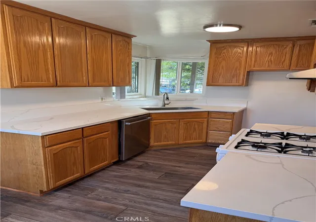 Photo 4 of Single family home for sale at 20146 Hartland, Winnetka, CA 91306 | MLS# PF26170935 | Listing updated on 2026-10-09