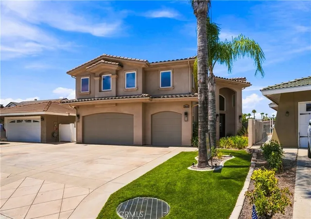 Photo 1 of Single family home for sale at 30141 Cvs View St, Canyon Lake, CA 92587 | MLS# SW26170117 | Listing updated on 2026-09-19