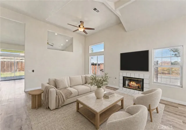 Photo 1 of Single family home for sale at 1645 E Kettering, Lancaster, CA 93535 | MLS# SR26170619 | Listing updated on 2026-10-03