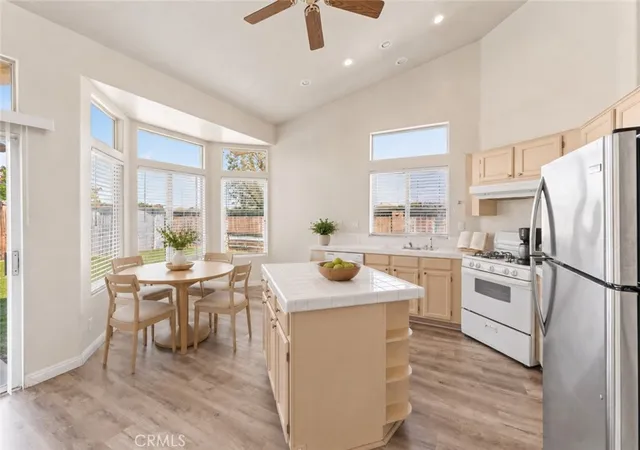 Photo 2 of Single family home for sale at 1645 E Kettering, Lancaster, CA 93535 | MLS# SR26170619 | Listing updated on 2026-10-03
