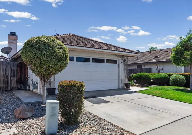 Photo 3 of Single family home for sale at 212 Varner Ct, Santa Maria, CA 93458 | MLS# PI26171333 | Listing updated on 2026-09-29
