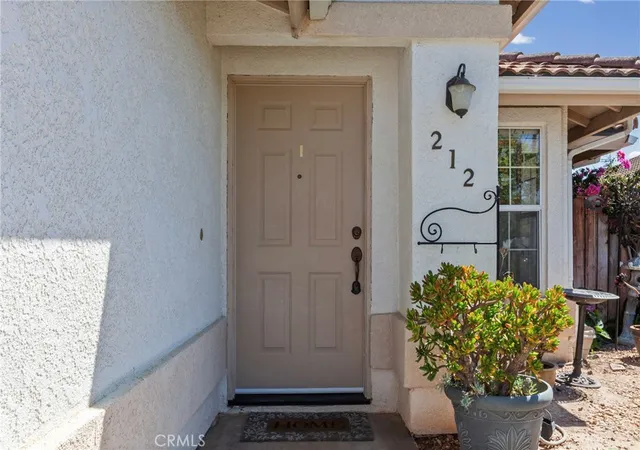 Photo 4 of Single family home for sale at 212 Varner Ct, Santa Maria, CA 93458 | MLS# PI26171333 | Listing updated on 2026-09-29