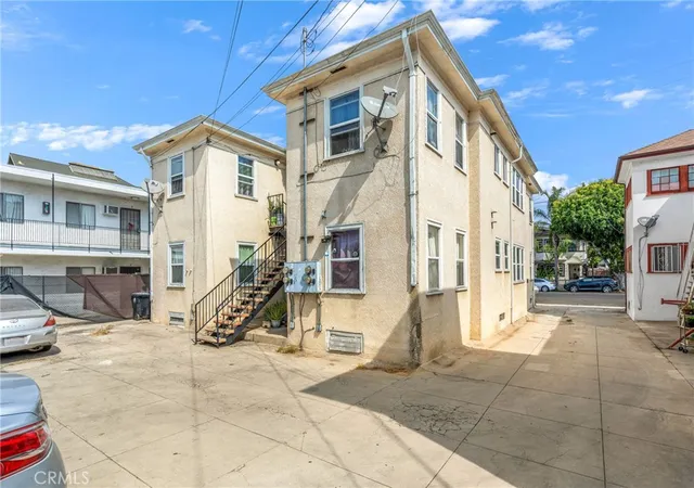 Photo 2 of Multi family home for sale at 1102 West 18th, Los Angeles, CA 90015 | MLS# DW26170420 | Listing updated on 2026-09-29