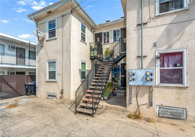 Photo 3 of Multi family home for sale at 1102 West 18th, Los Angeles, CA 90015 | MLS# DW26170420 | Listing updated on 2026-09-29