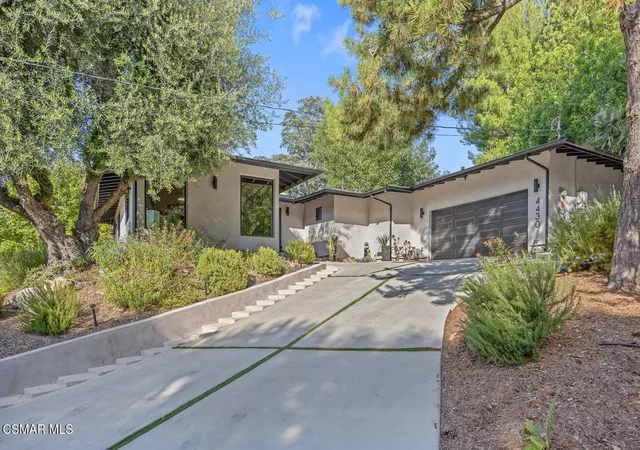 Photo 2 of Single family home for sale at 4430 Natoma Ave, Woodland Hills, CA 91364 | MLS# 226003735 | Listing updated on 2026-09-27