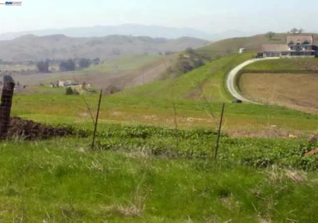 Photo 1 of Land for sale at 6909 Johnston Rd, Danville, CA 94526 | MLS# 41144043 | Listing updated on 2026-09-28