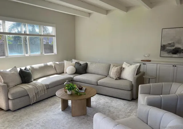 Photo 2 of Sale Pending at 651 Thorn St, Imperial Beach, CA 91932 | MLS# 260019209SD | Listing updated on 2026-10-05