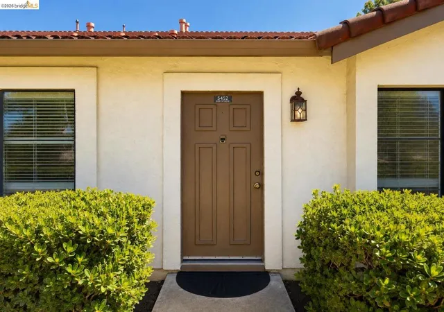 Photo 2 of Condo for sale at 5452 Colony Fld Dr, San Jose, CA 95123 | MLS# 41144062 | Listing updated on 2026-09-26