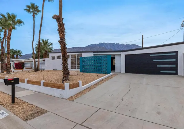 Photo 2 of Single family home for sale at 2695 N Mccarn Rd, Palm Springs, CA 92262 | MLS# 219151138DA | Listing updated on 2026-09-16
