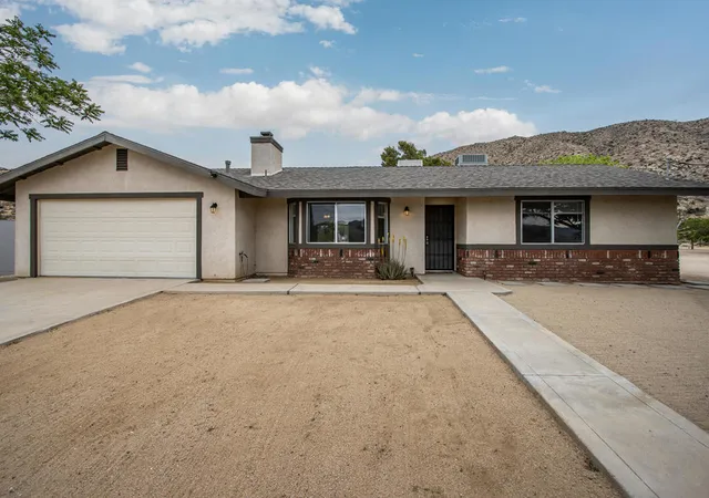 Photo 1 of Single family home for sale at 55668 Encelia Dr, Yucca Valley, CA 92284 | MLS# 219151139DA | Listing updated on 2026-09-26