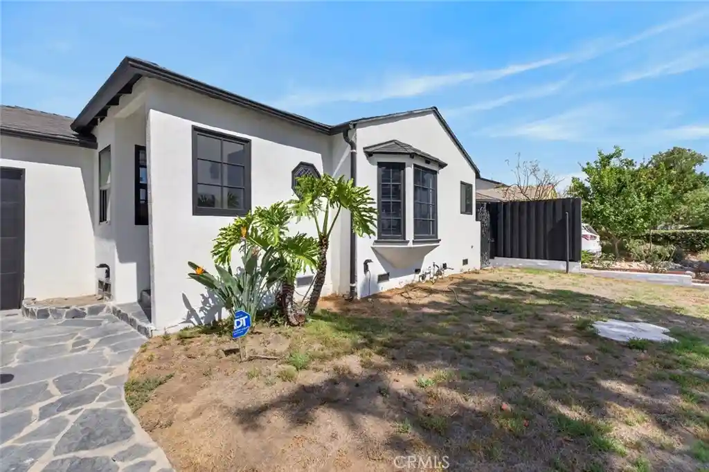 Single family home for sale at 1519 N Rose, Burbank, CA 91505 | MLS# GD26164188