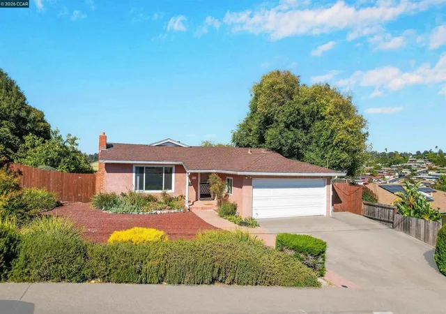 Photo 3 of Single family home for sale at 2908 Sargent Ave, San Pablo, CA 94806 | MLS# 41144078 | Listing updated on 2026-10-07