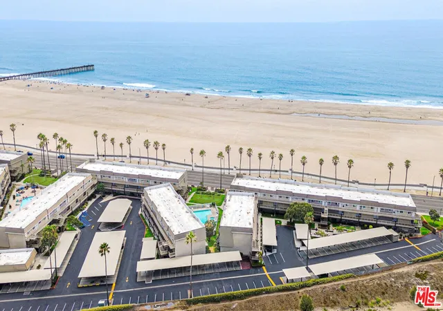 Condo for sale at 200 E Surfside Dr, Port Hueneme, CA 93041 | MLS# 26869213