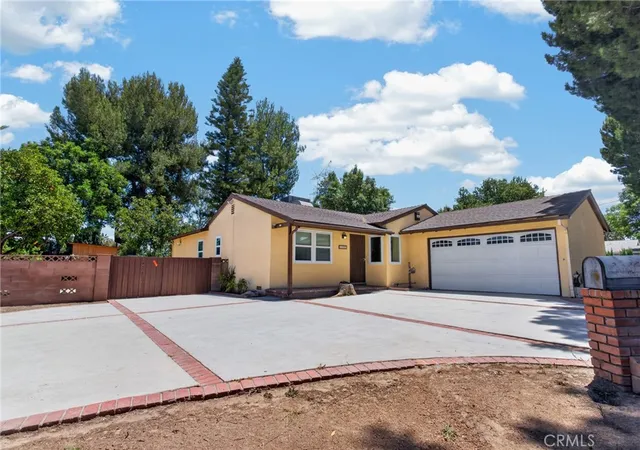 Photo 3 of Single family home for sale at 7700 Wilbur, Reseda, CA 91335 | MLS# SR26171985 | Listing updated on 2026-10-11