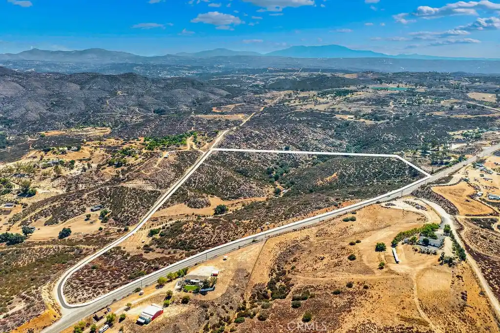 Photo 1 of Land for sale at 40200 E Benton Rd, Hemet, CA 92544 | MLS# SW26166080 | Listing updated on 2026-08-06