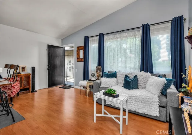 Listing Photo 5 - Condo for sale in building located at 23332 Sesame, Torrance, CA 90502 - Unit #D