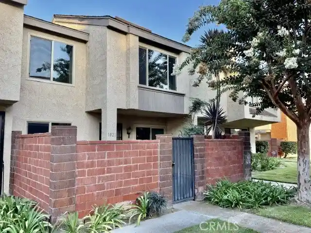 Photo 1 of Townhouse for sale at 1021 W Lamark Ln, Anaheim, CA 92802 | MLS# RS26158705 | Listing updated on 2026-10-23