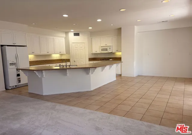 Photo 4 of Single family home for sale at 5824 Balmont St, Lancaster, CA 93536 | MLS# 26869411 | Listing updated on 2026-09-18