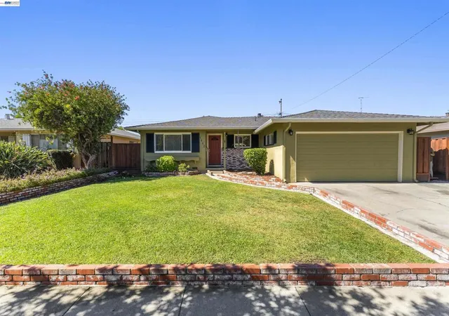 Photo 1 of Single family home for sale at 4442 Irvington Ave, Fremont, CA 94538 | MLS# 41144124 | Listing updated on 2026-10-10