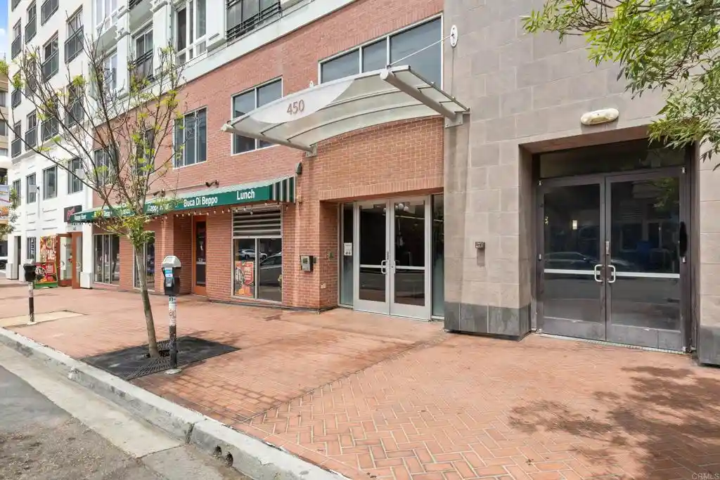 Condo for sale at 450 J St #7061, San Diego, CA 92101 | MLS# PTP2605983