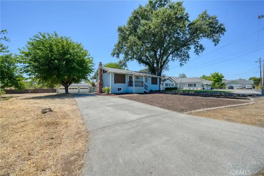 Single family home for sale at 18791 Dove Ct, Hidden Valley Lake, CA 95467 | MLS# LC26172149