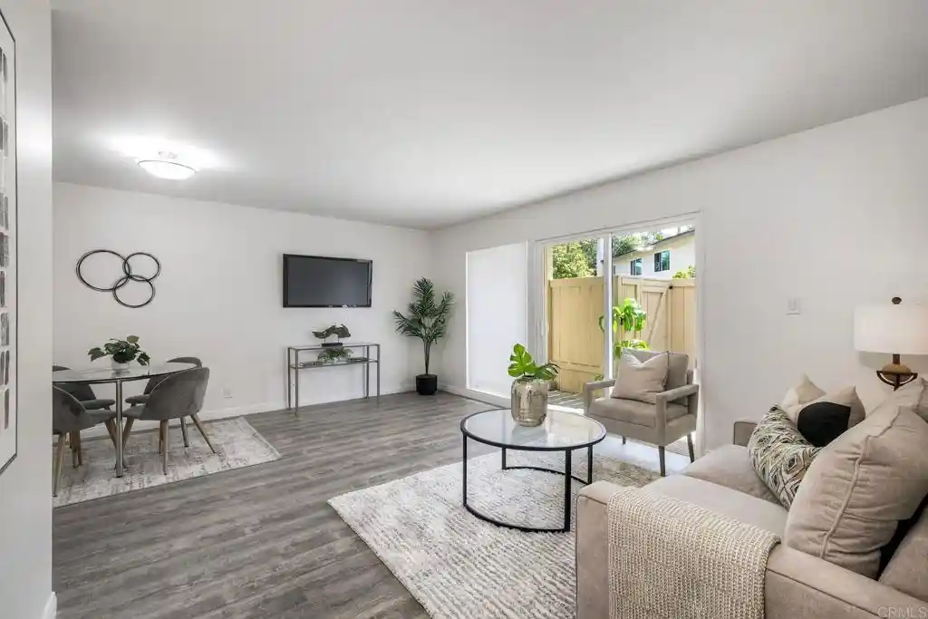 Listing Photo 2 - Condo for sale in 3614 Harvard Dr located at 3614 Harvard Dr, Oceanside, CA 92056 - Unit 3614 Harvard Dr