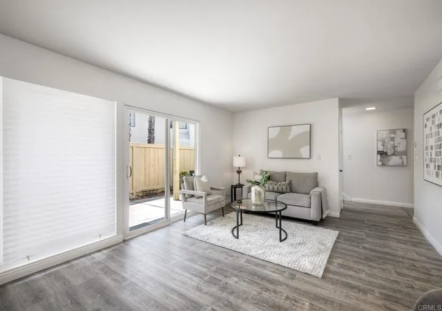 Listing Photo 5 - Condo for sale in building located at 3614 Harvard Dr, Oceanside, CA 92056 - Unit #B