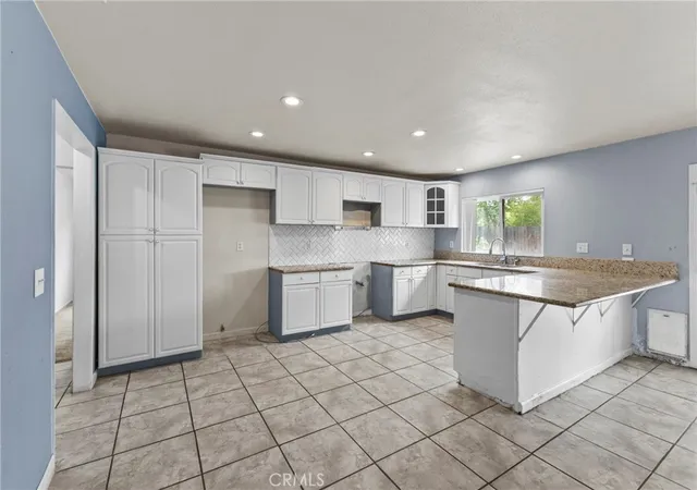 Photo 4 of Single family home for sale at 41763 Lomas, Hemet, CA 92544 | MLS# SW26172042 | Listing updated on 2026-09-04