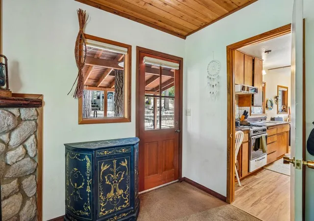 Photo 3 of Single family home for sale at 25447 Marion Ridge, Idyllwild, CA 92549 | MLS# 219151164DA | Listing updated on 2026-09-18
