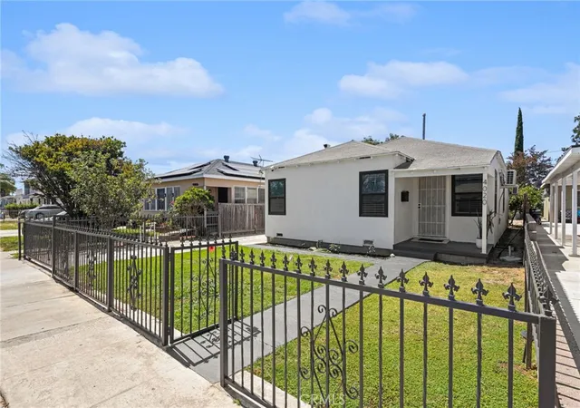 Photo 2 of Single family home for sale at 4020 Josephine, Lynwood, CA 90262 | MLS# MB26166538 | Listing updated on 2026-10-08