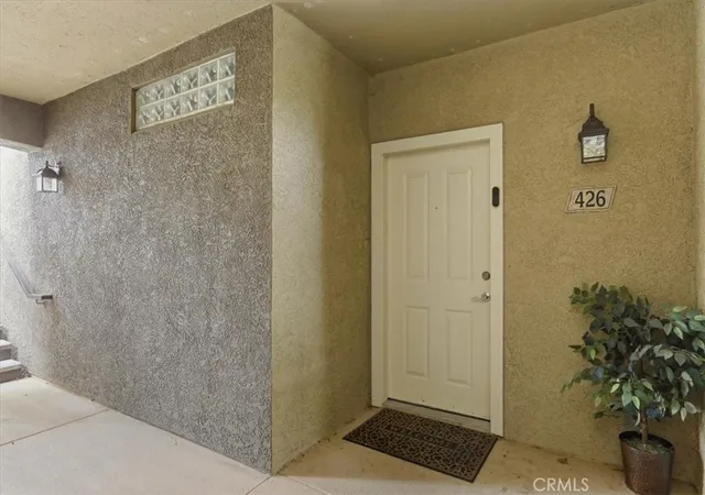 Listing Photo 4 - Condo for sale in building located at 22681 Oakgrove, Aliso Viejo, CA 92656 - Unit #426