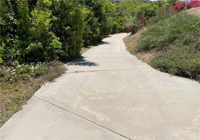 Photo 2 of Single family home for sale at 44952 Vista Del Mar, Temecula, CA 92590 | MLS# SW26172362 | Listing updated on 2026-10-29