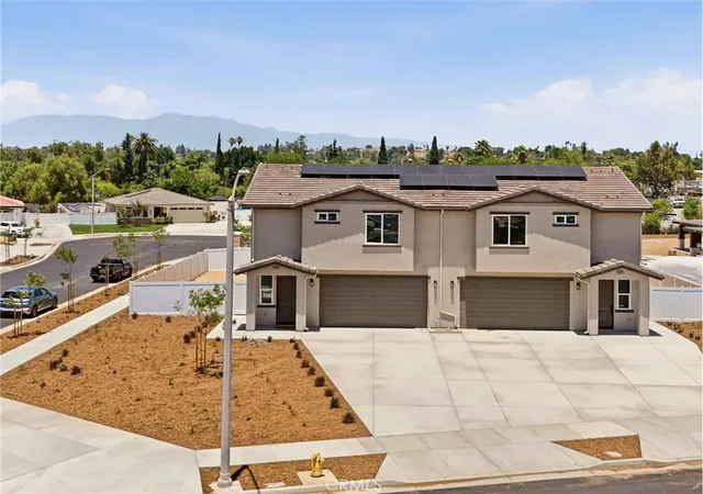 Photo 3 of Multi family home for sale at 5852  5854 Norwood Ave, Riverside, CA 92505 | MLS# CV26172324 | Listing updated on 2026-09-23