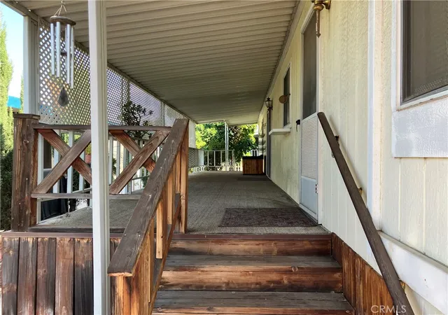 Photo 3 of Manufactured home for sale at 1300 W Menlo Ave #198, Hemet, CA 92543 | MLS# SW26168478 | Listing updated on 2026-10-30