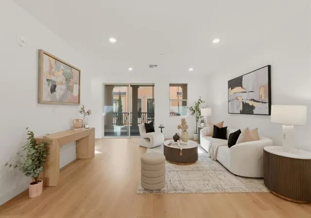 Listing Photo 4 - Condo for sale in building located at 1065 Darwin Ter, Sunnyvale, CA 94085 - Unit #3