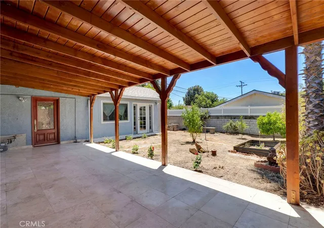 Photo 2 of Single family home for sale at 1414 Thompson, Glendale, CA 91201 | MLS# BB26170974 | Listing updated on 2026-09-20