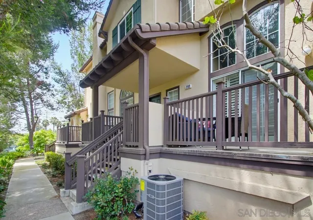 Photo 3 of Townhouse for sale at 10330 Wateridge Cir #293, San Diego, CA 92121 | MLS# 260019324SD | Listing updated on 2026-09-13