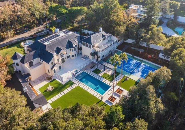 Photo 2 of Mansion for sale at 18911 Decatur Rd, Los Gatos, CA 95030 | MLS# ML82056922 | Listing updated on 2026-09-13