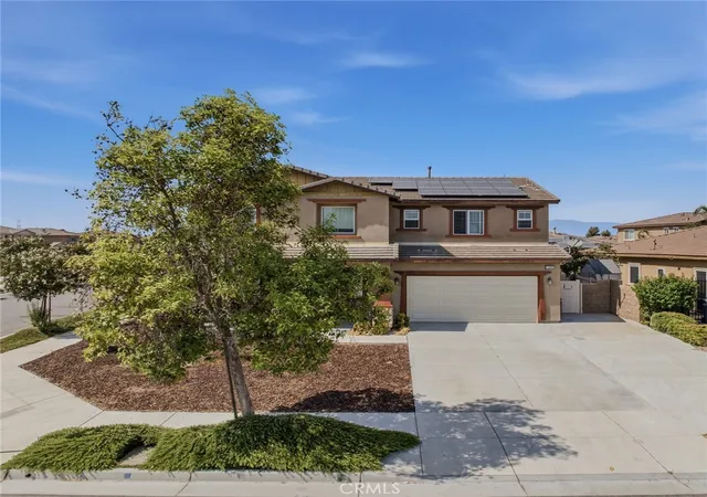 Photo 2 of Single family home for sale at 13998 Agate Ct, Eastvale, CA 92880 | MLS# AR26172583 | Listing updated on 2026-09-28
