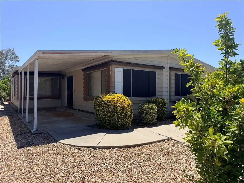 Manufactured home for sale at 29121 Calle Cisne, Murrieta, CA 92563 | MLS# SW26170952