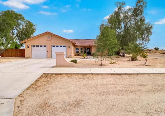 Photo 1 of Single family home for sale at 1081 Aberdeen Dr, Thermal, CA 92274 | MLS# 219151177DA | Listing updated on 2026-10-06